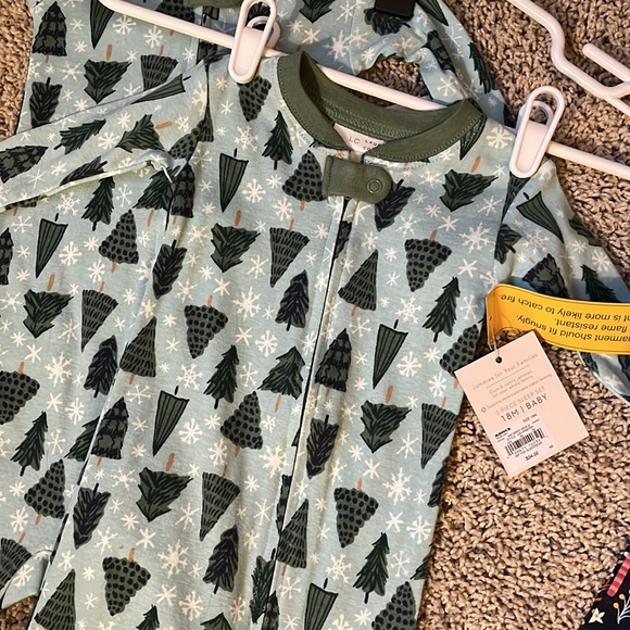 Lot of Baby Girl Clothes - NWT - 18 Months - Picture 2 of 5